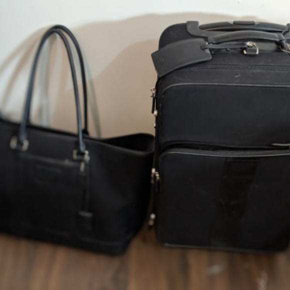 Coach Suitcase and Bag - Picture 7 of 7